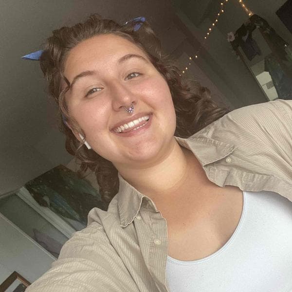 Swim Instructor Profile Image: Abby K.