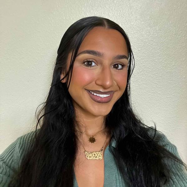 Swim Instructor Profile Image: Akiya M.