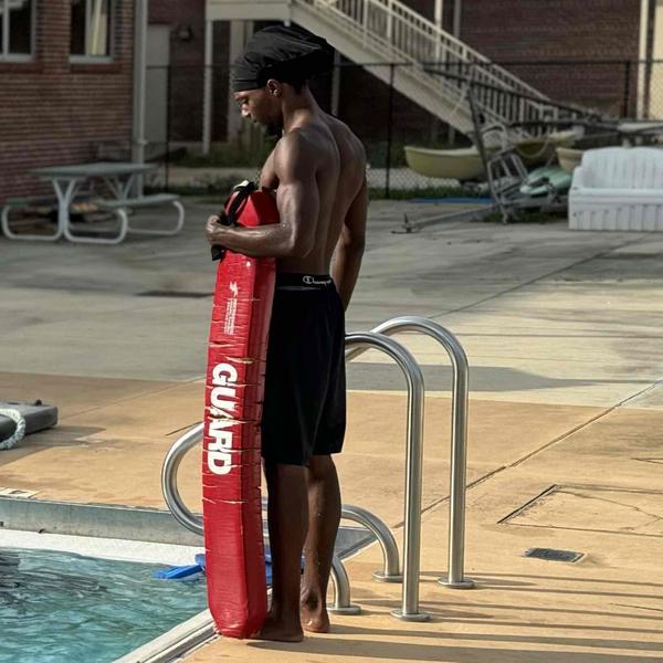 Swim Instructor Profile Image: Akwele k.