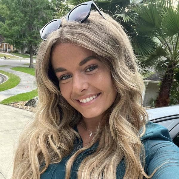 Swim Instructor Profile Image: Alayna K.