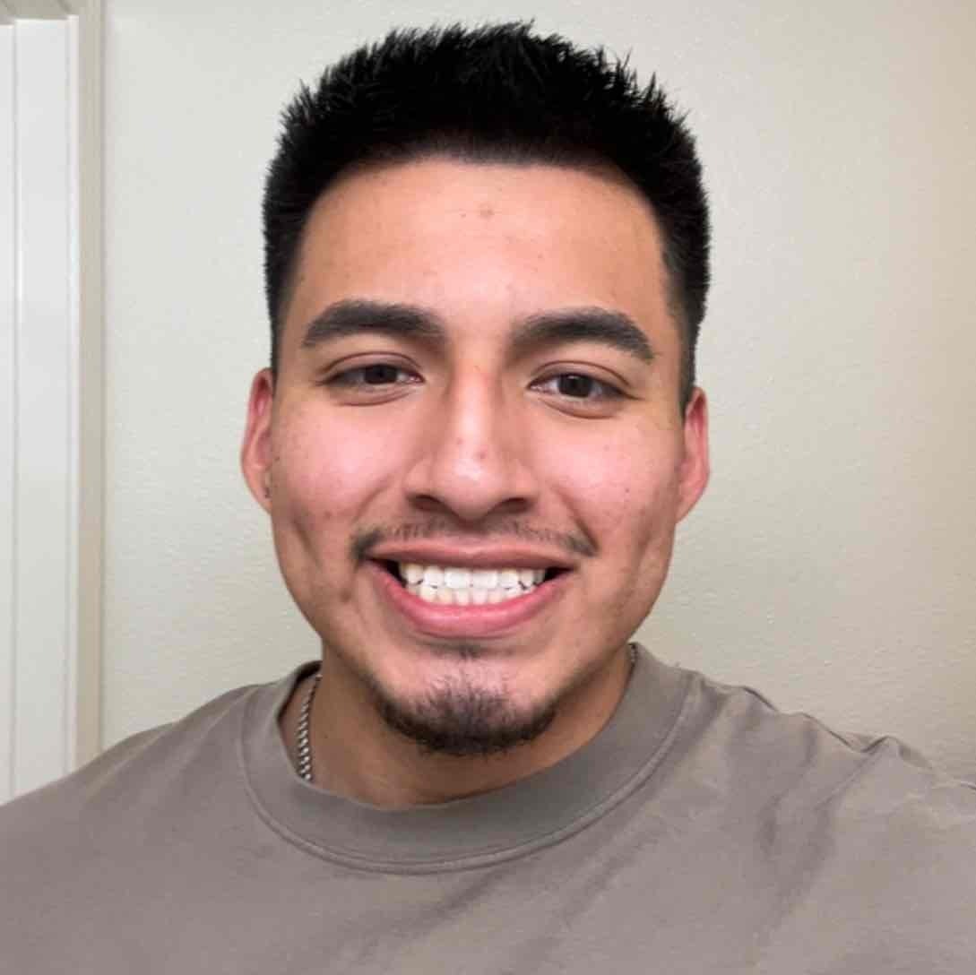Swim Instructor Profile Image: Alonso M.