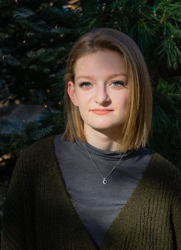 Swim Instructor Profile Image: Alyssa V.