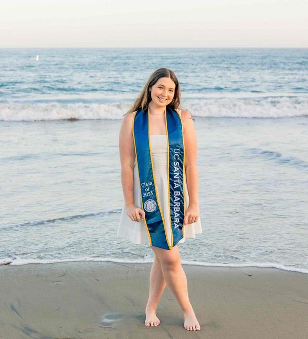 Swim Instructor Profile Image: Amelia H.