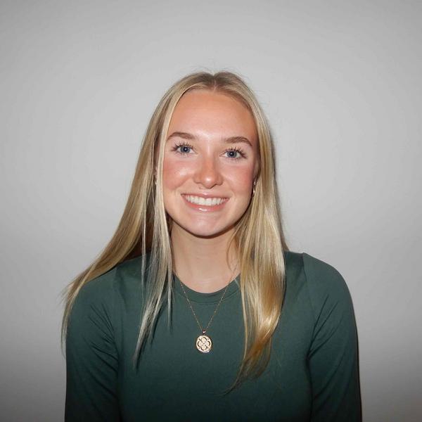 Swim Instructor Profile Image: Andie S.