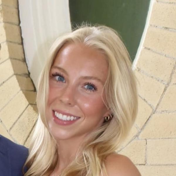 Swim Instructor Profile Image: Anna S.