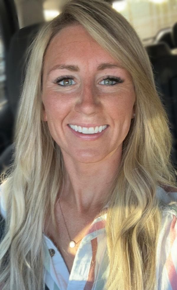 Swim Instructor Profile Image: Bree F.