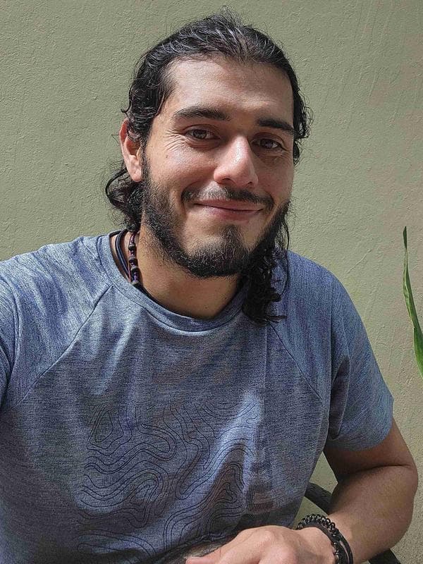 Swim Instructor Profile Image: Bryan o.