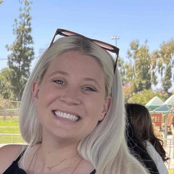 Swim Instructor Profile Image: Caroline N.