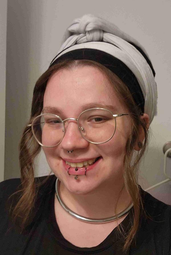 Swim Instructor Profile Image: Chloe R.