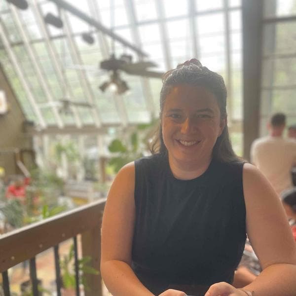 Swim Instructor Profile Image: Chloe H.