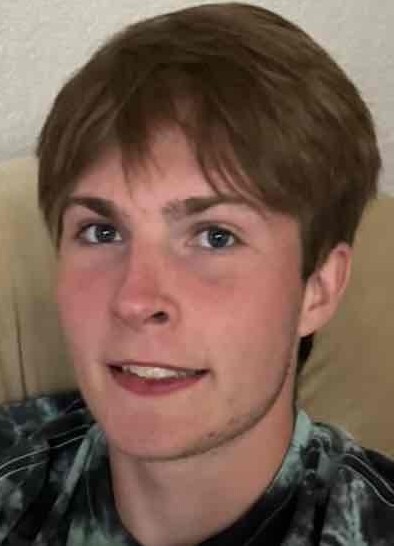 Swim Instructor Profile Image: Dakota R.