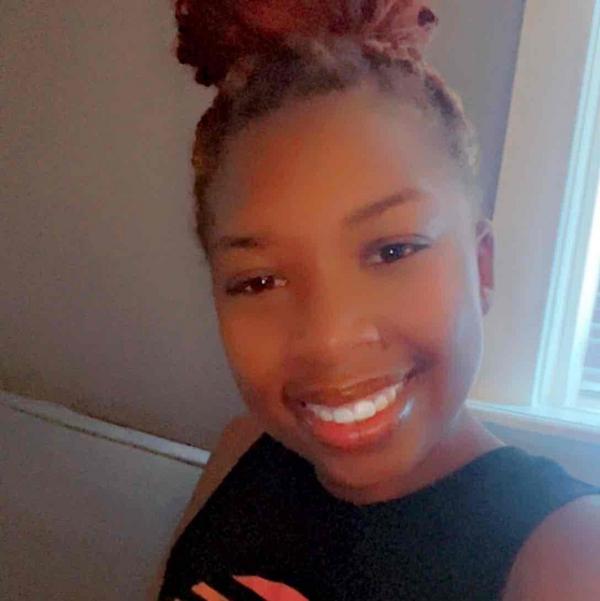 Swim Instructor Profile Image: Destiny S.