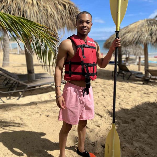 Swim Instructor Profile Image: Donovan R.