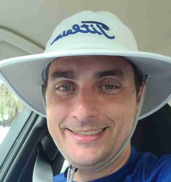 Swim Instructor Profile Image: Dustin D.