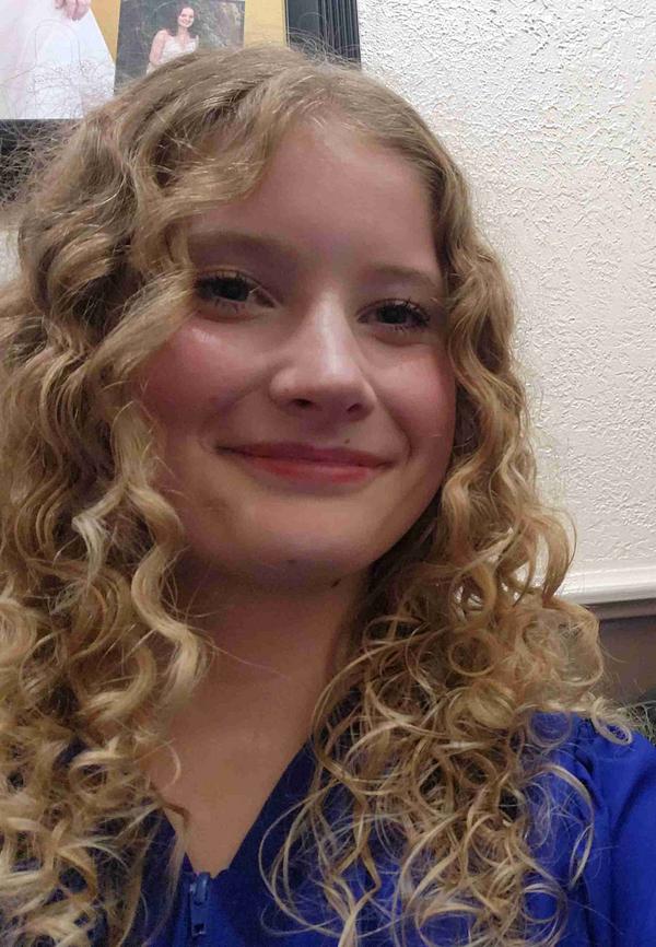 Swim Instructor Profile Image: EMILY W.