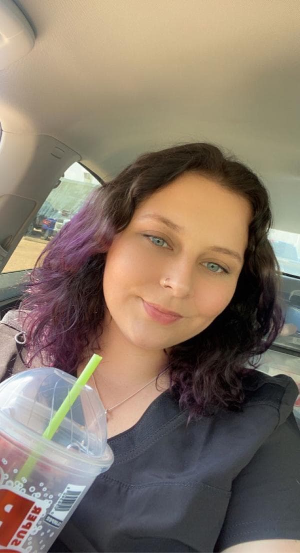 Swim Instructor Profile Image: Elizabeth H.