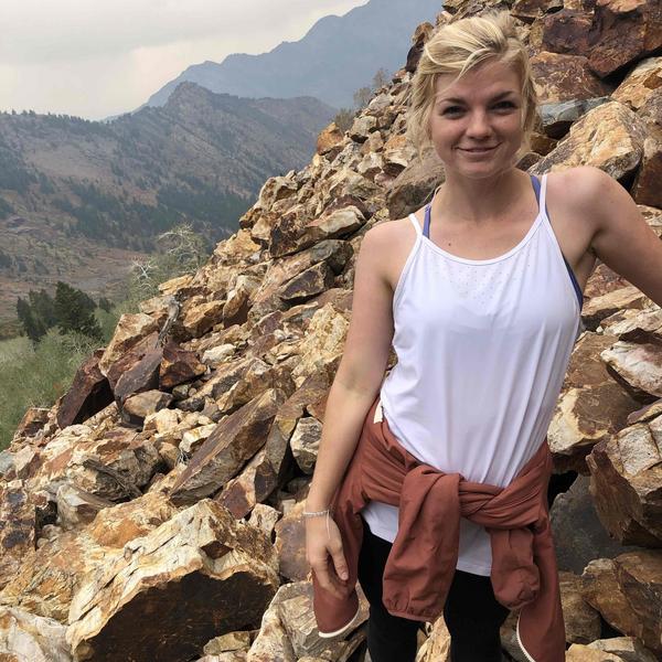 Swim Instructor Profile Image: Elizabeth H.