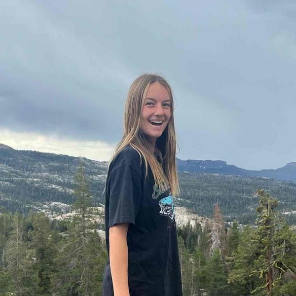 Swim Instructor Profile Image: Elizabeth T.