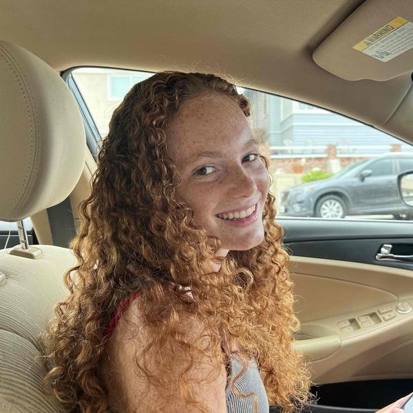 Swim Instructor Profile Image: Eloise W.