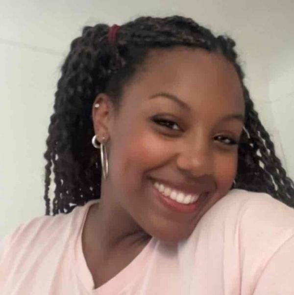 Swim Instructor Profile Image: Emani G.