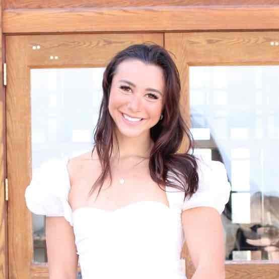 Swim Instructor Profile Image: Emily A.