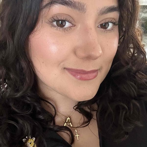 Swim Instructor Profile Image: Emily H.