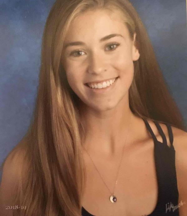 Swim Instructor Profile Image: Emma M.