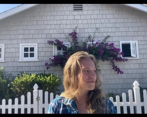 Swim Instructor Profile Image: Emma H.