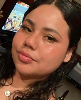 Swim Instructor Profile Image: Esmeralda V.