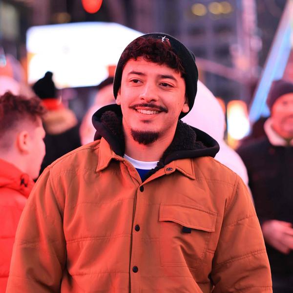 Swim Instructor Profile Image: Esteban G.