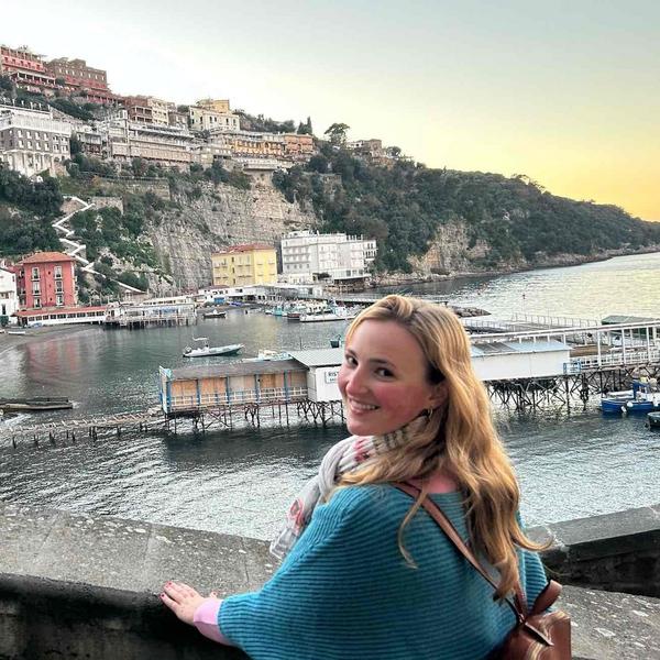 Swim Instructor Profile Image: Evelyn S.