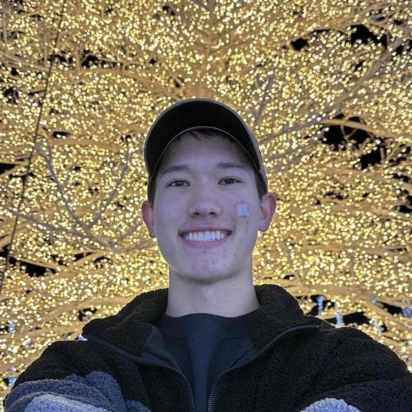 Swim Instructor Profile Image: Everett J.