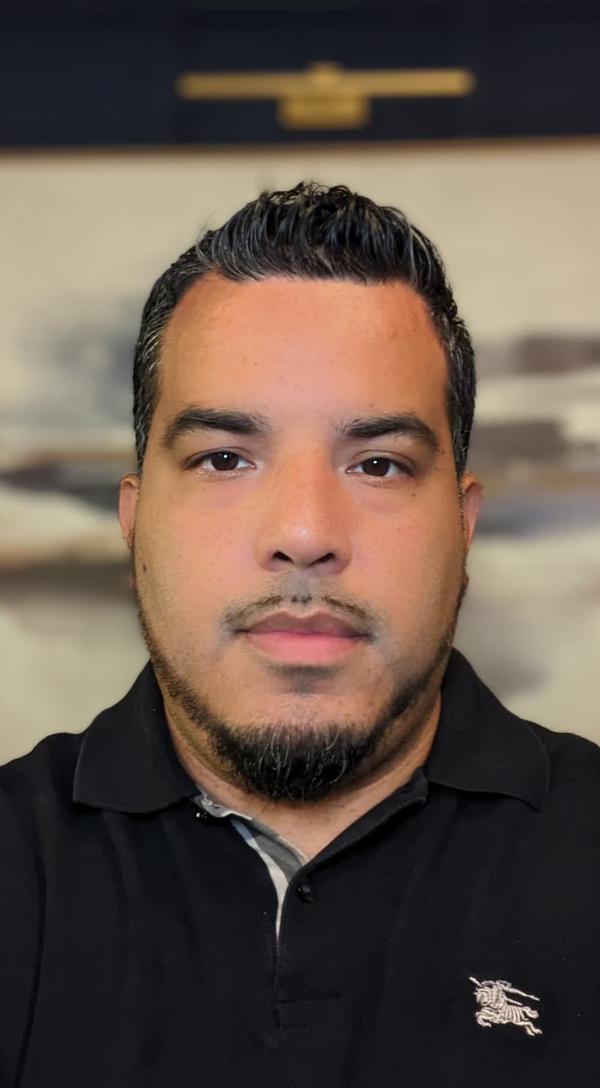 Swim Instructor Profile Image: Fernando F.
