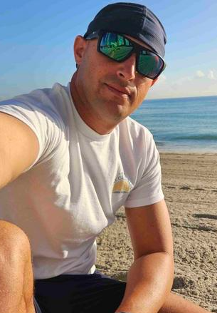 Swim Instructor Profile Image: Fidel M.