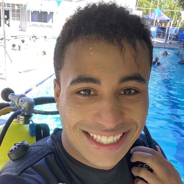 Swim Instructor Profile Image: Gabriel L.