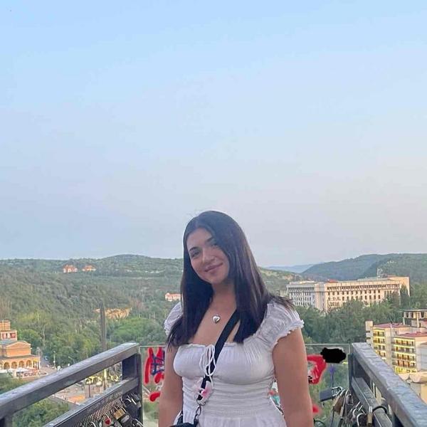 Swim Instructor Profile Image: Gabriela T.