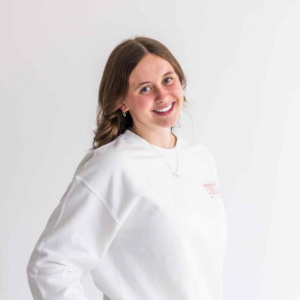 Swim Instructor Profile Image: Grace V.