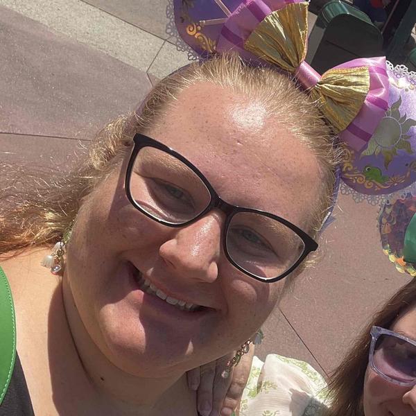 Swim Instructor Profile Image: Gwendolyne B.