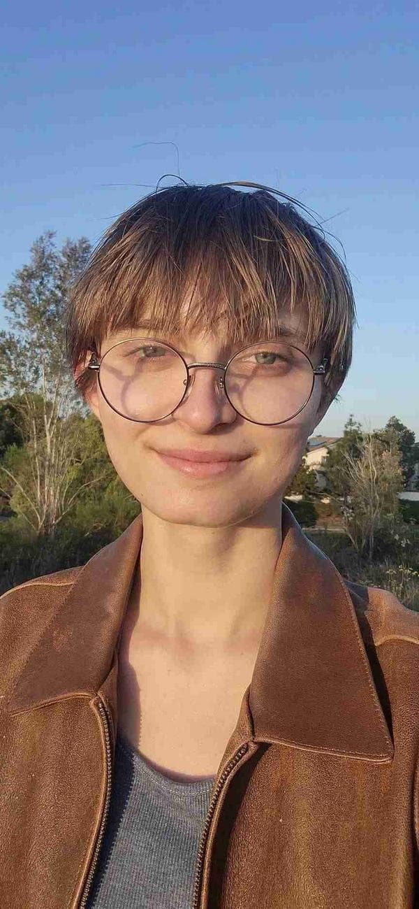 Swim Instructor Profile Image: Hailey H.