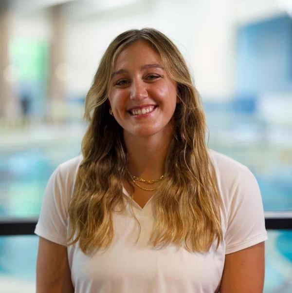 Swim Instructor Profile Image: Isabella G.