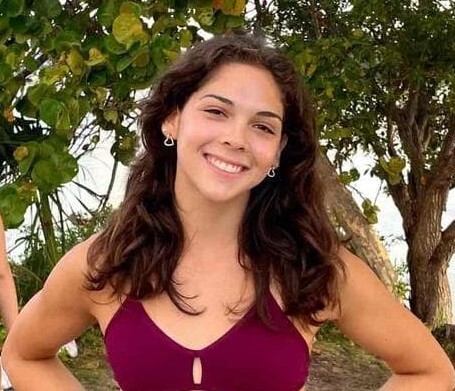 Swim Instructor Profile Image: Isabella K.