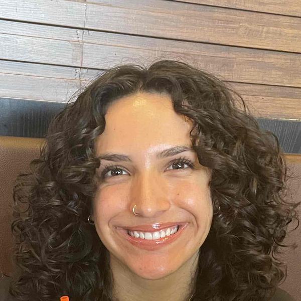 Swim Instructor Profile Image: Isabella C.