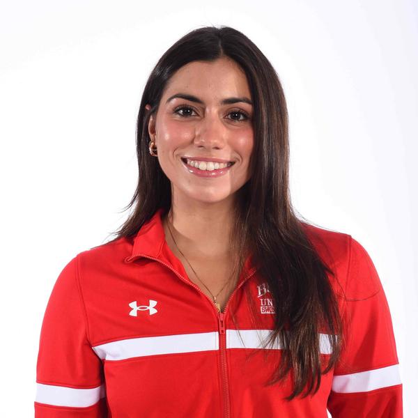 Swim Instructor Profile Image: Isabella R.