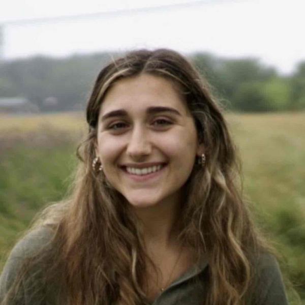 Swim Instructor Profile Image: Isabella P.