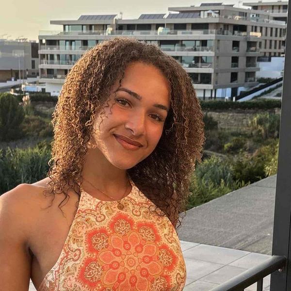 Swim Instructor Profile Image: Jasmine F.