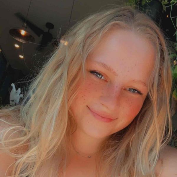 Swim Instructor Profile Image: Jenna C.