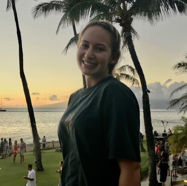 Swim Instructor Profile Image: Jordan M.