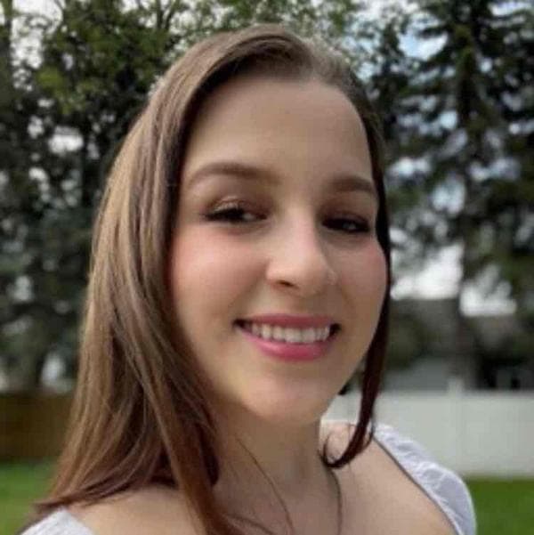 Swim Instructor Profile Image: Julia K.