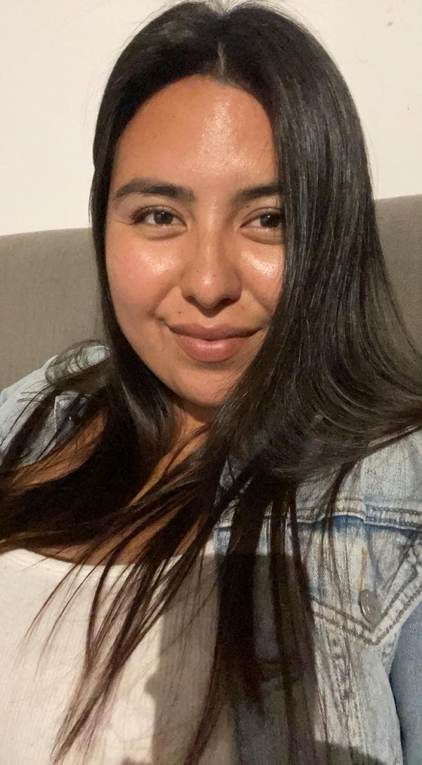 Swim Instructor Profile Image: Julie L.