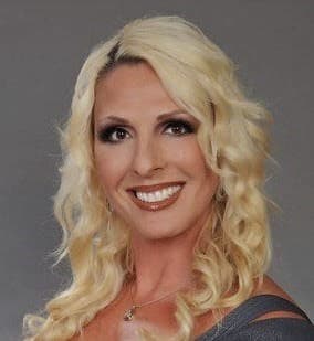 Swim Instructor Profile Image: Kristin T.